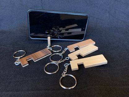 Schlüsselanhänger mit Handy-Halter